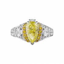 Ring «Admiring the beauty of the moment»