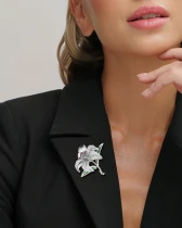 Brooch «Silence of Fragrance»