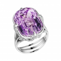 Ring «Light Between Breaths»